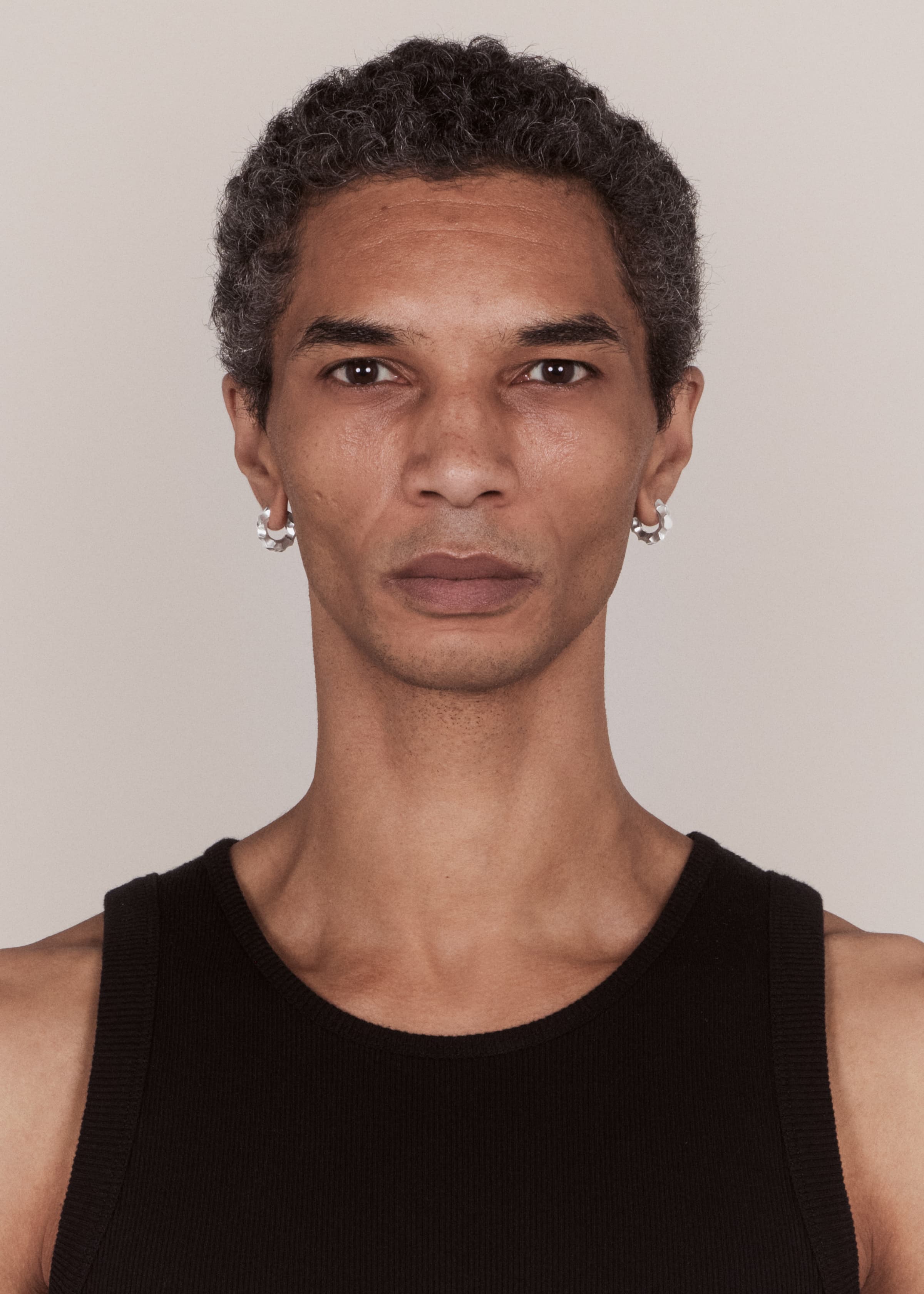 Round earrings medium