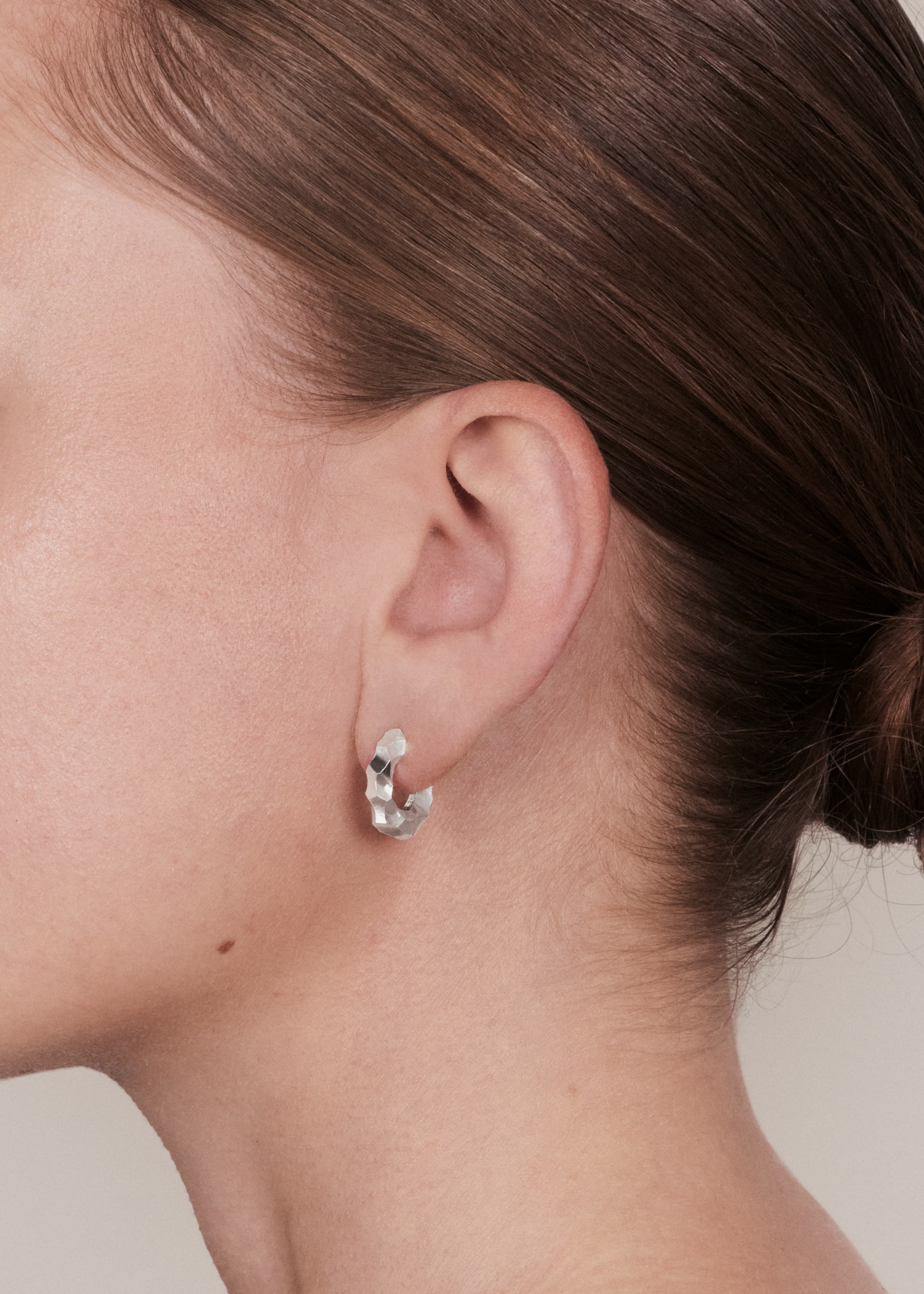 Round earrings medium