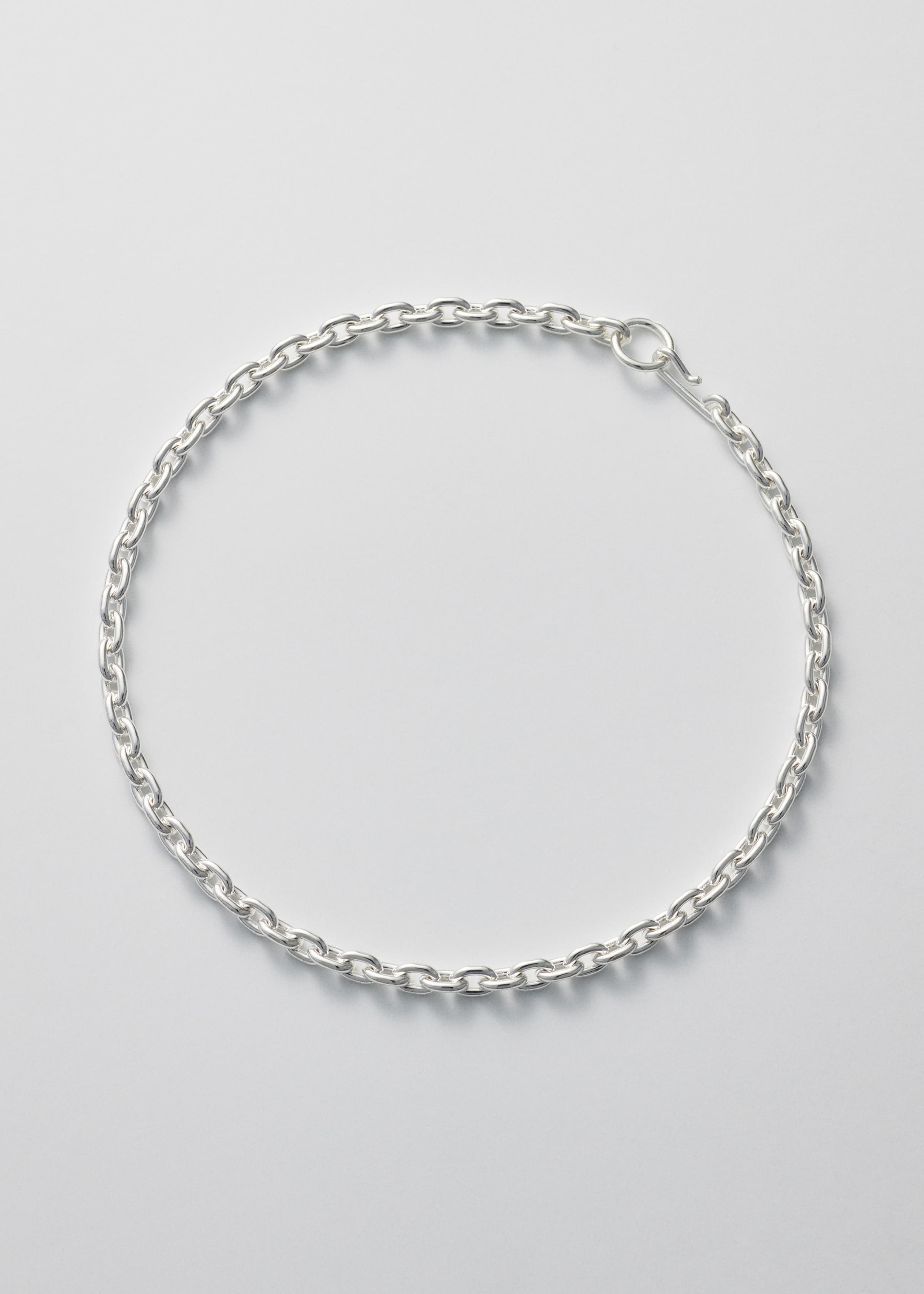 Standard necklace thin