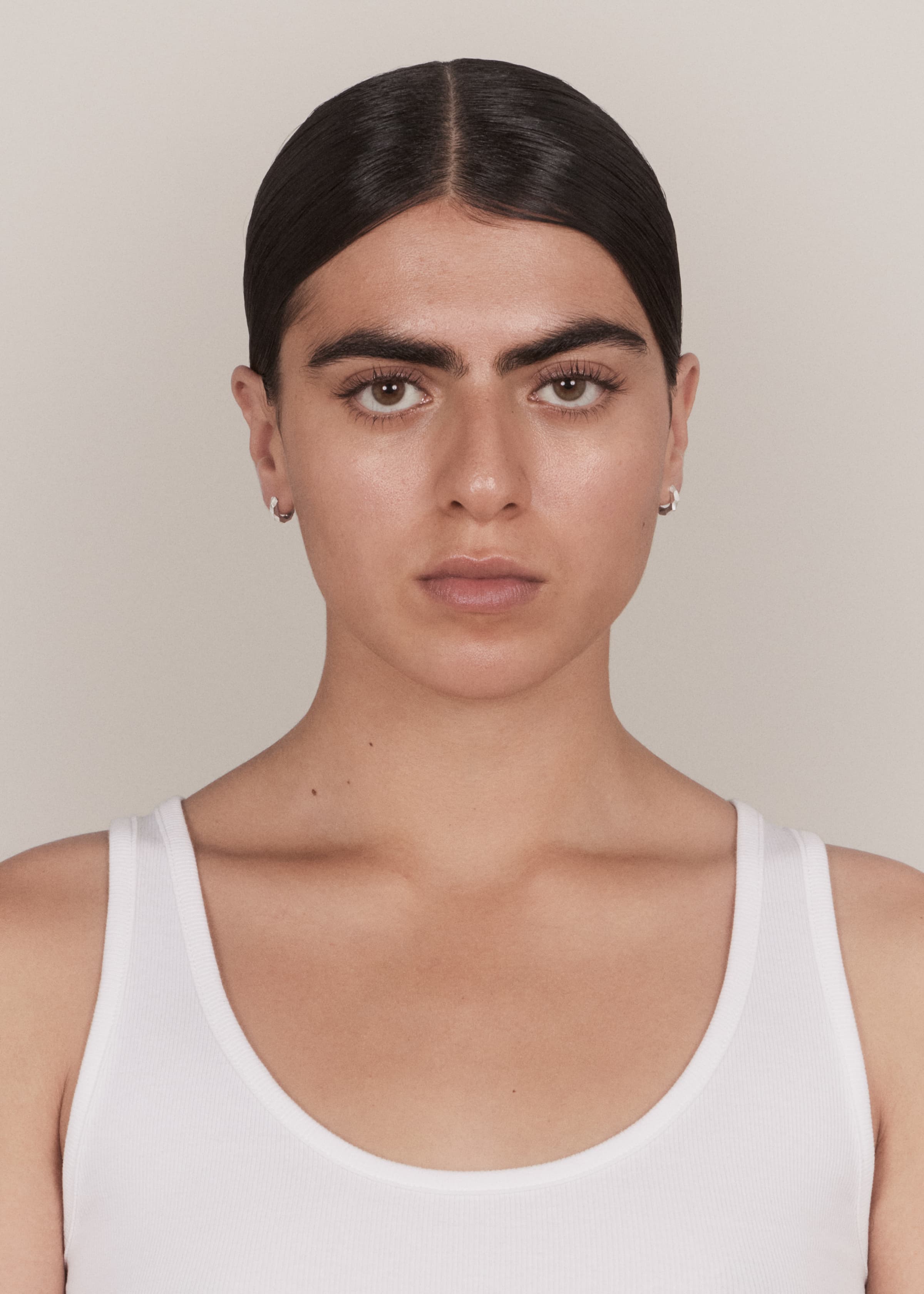 Round earrings extra small