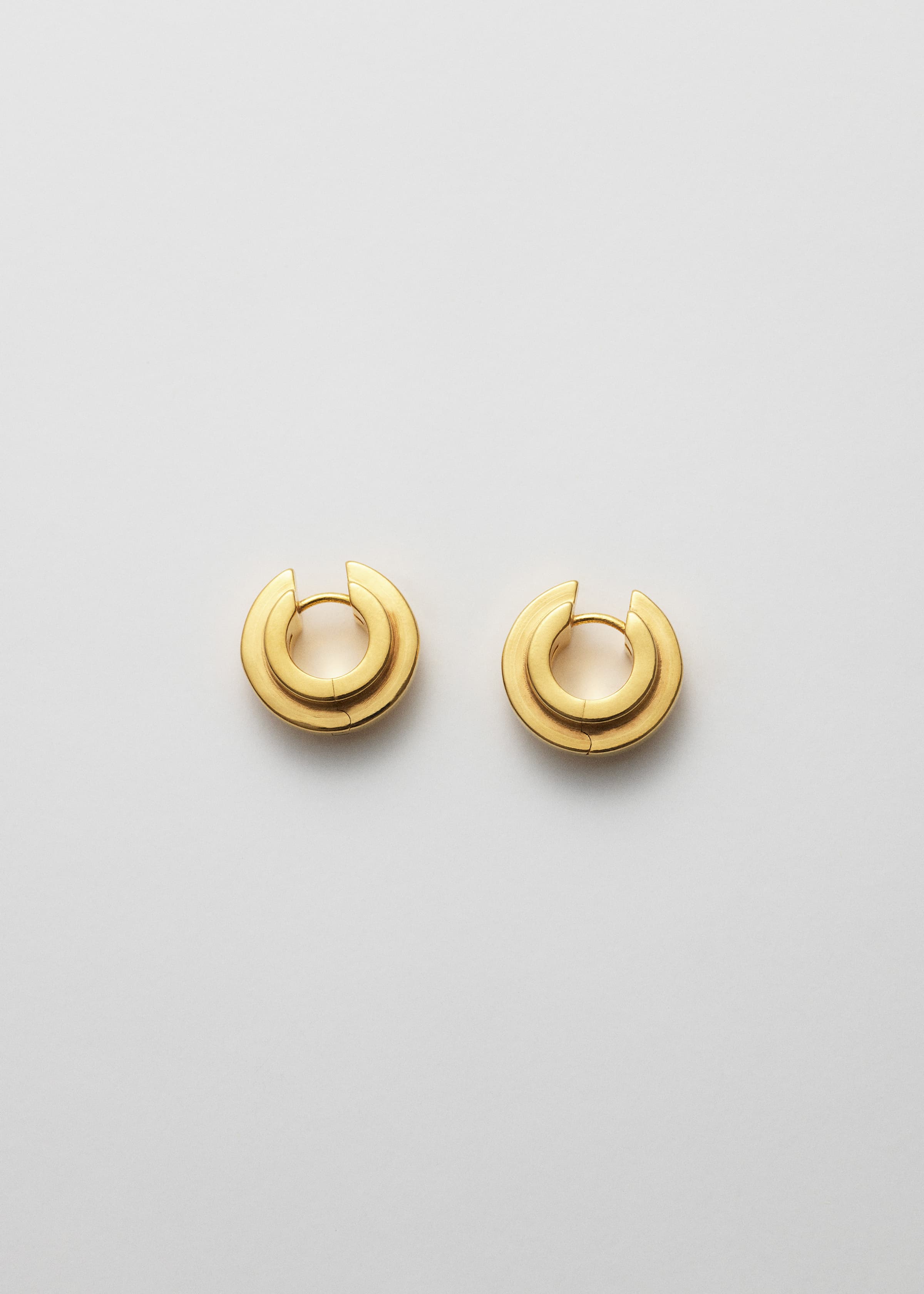 Level earrings