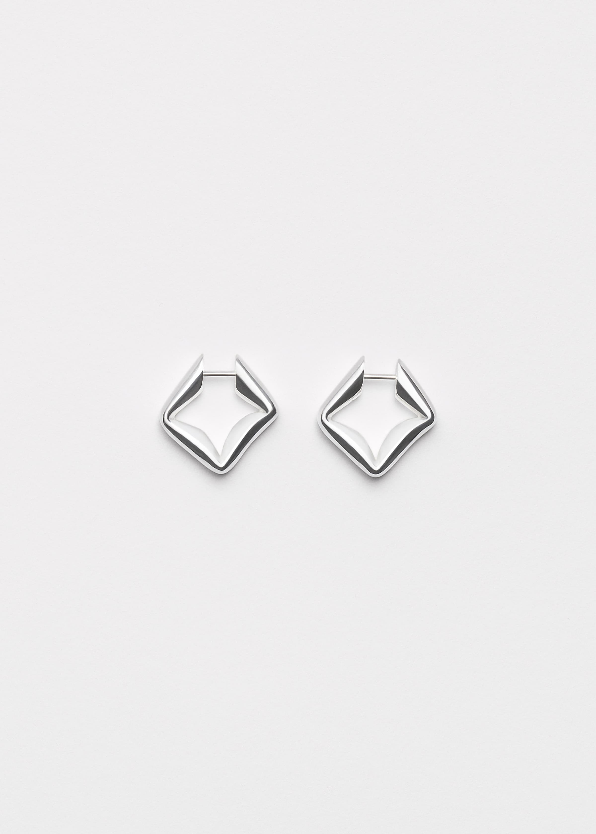 Straw earrings small