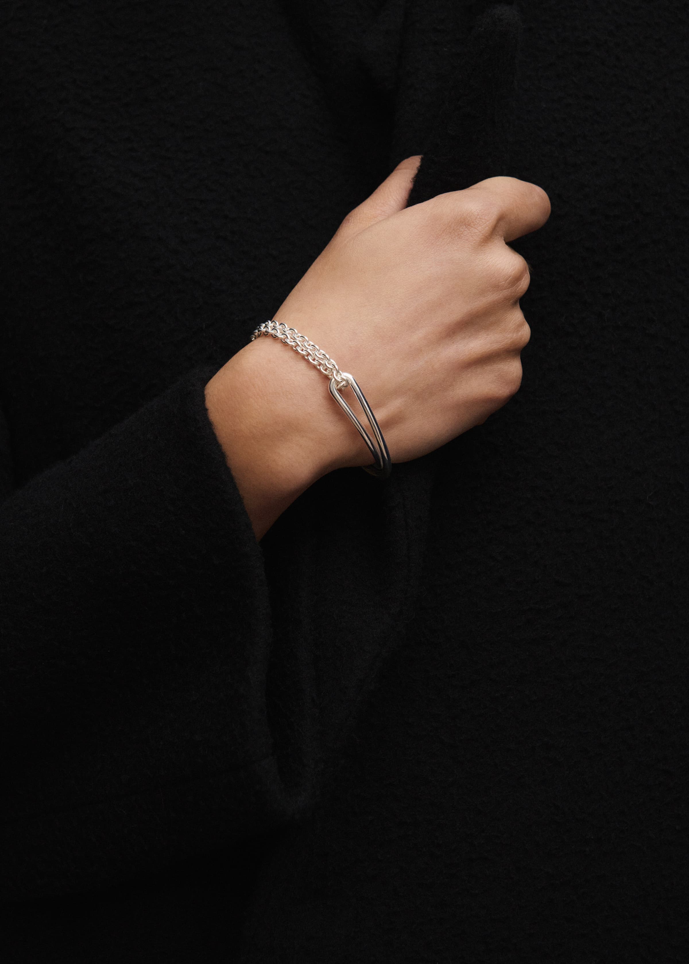 Pinch bracelet chain