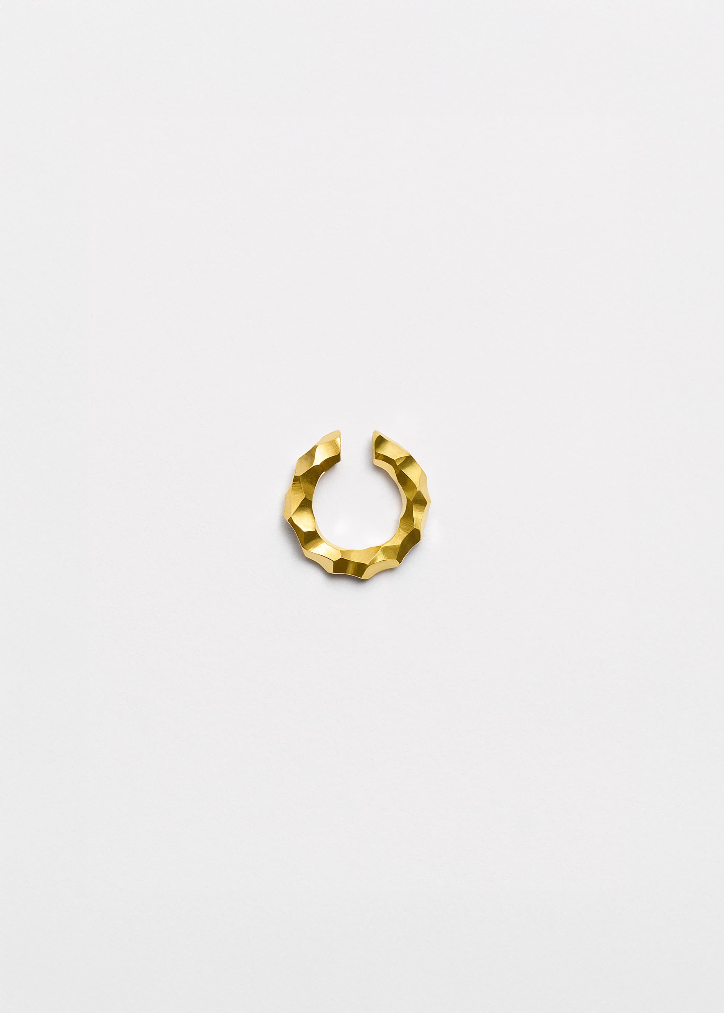 Round ear cuff thin