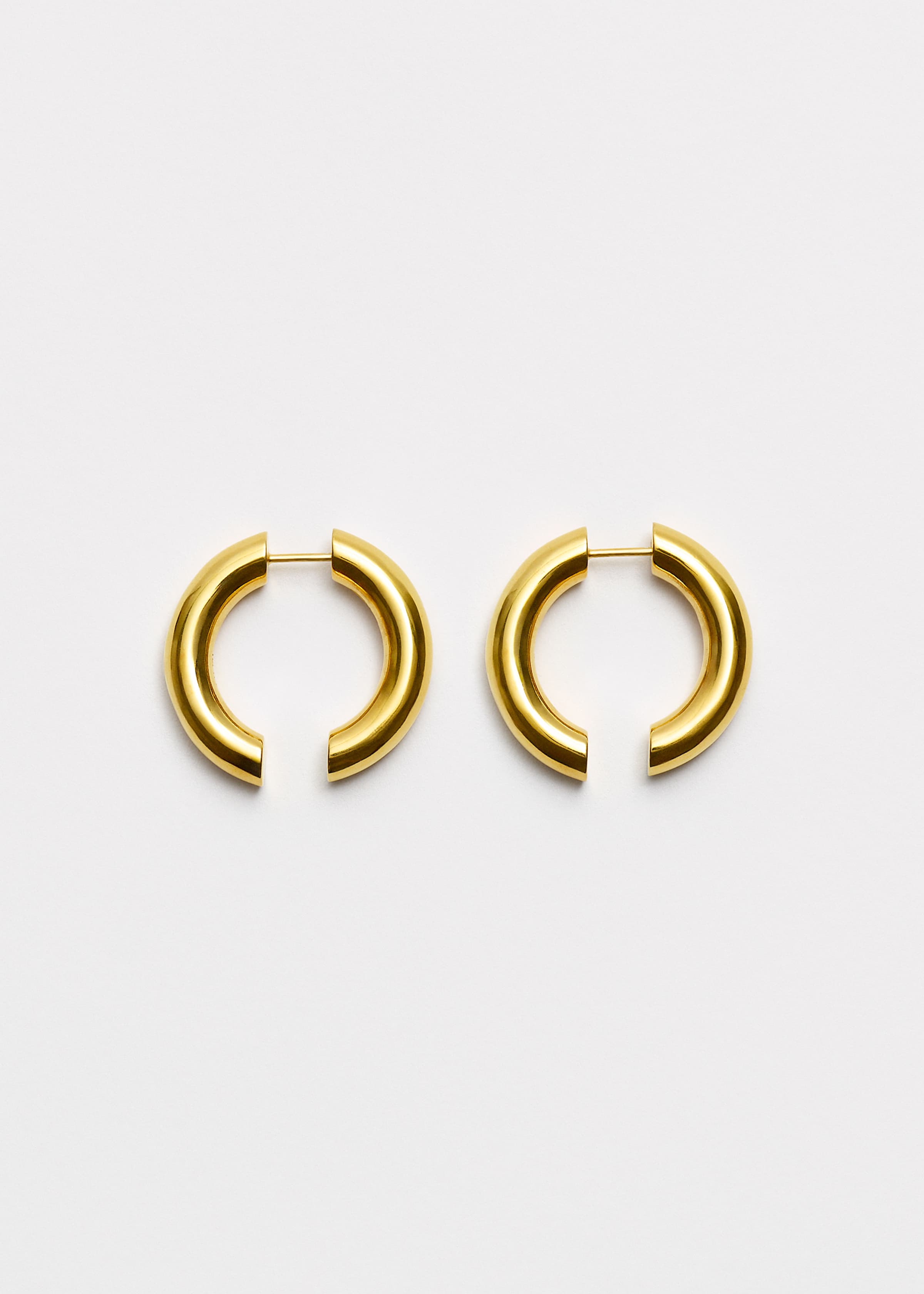 Round earring split