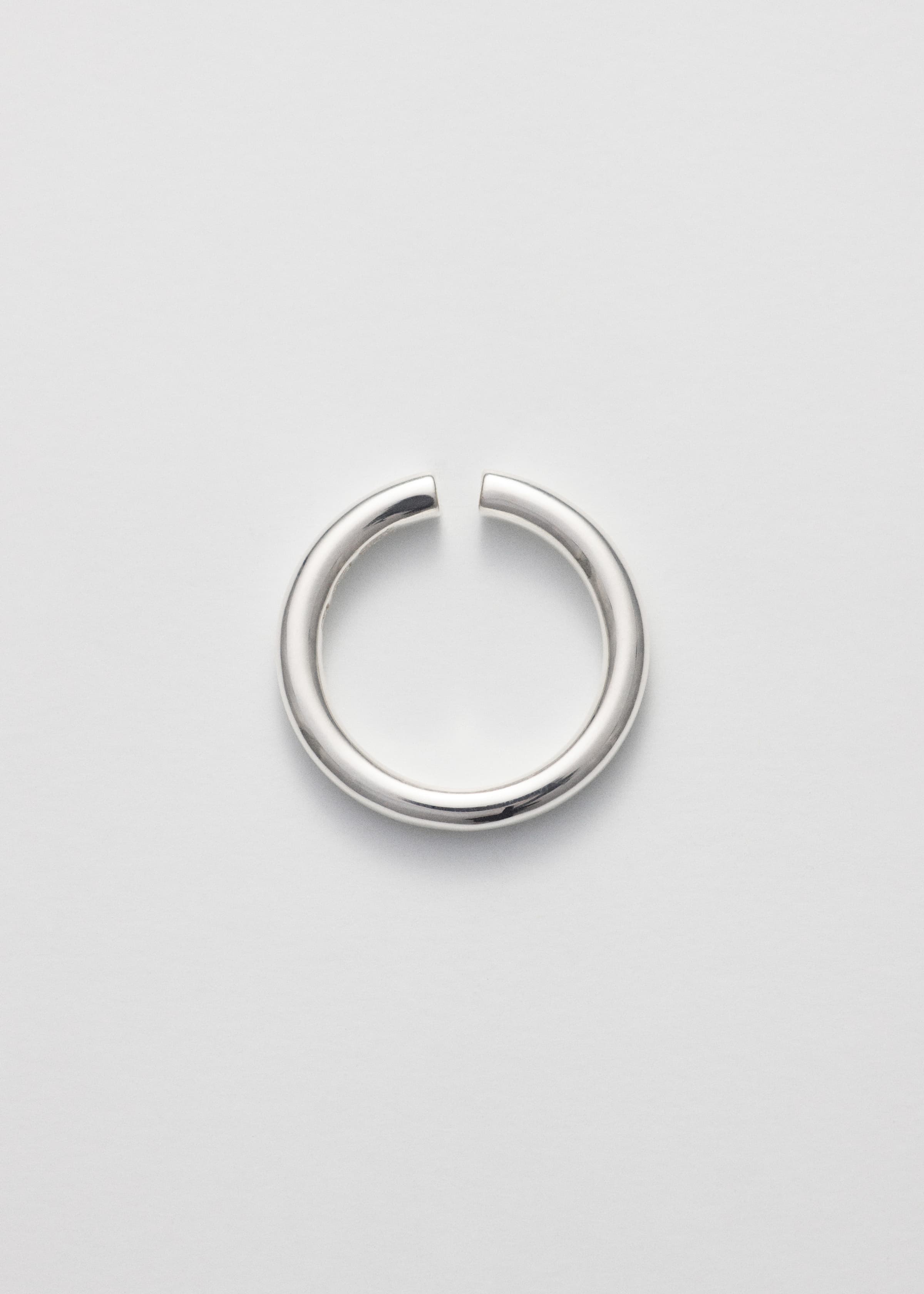 Ring 03