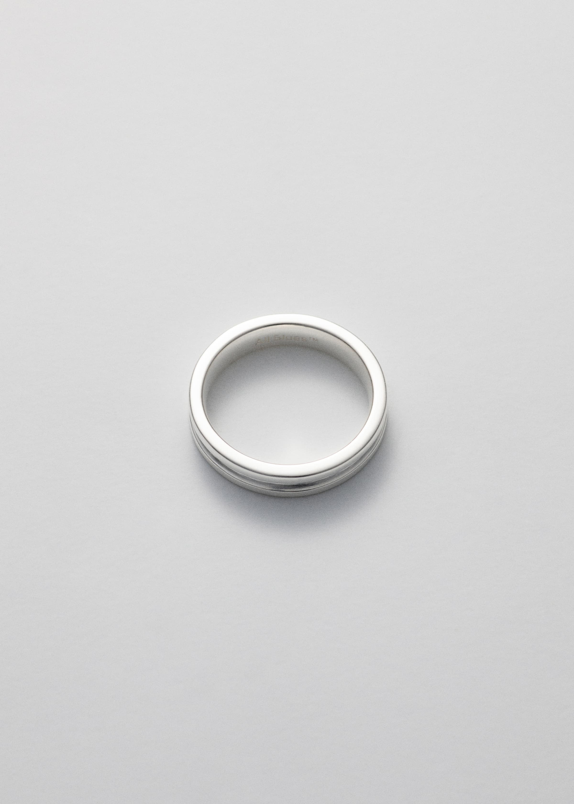 Ring 05