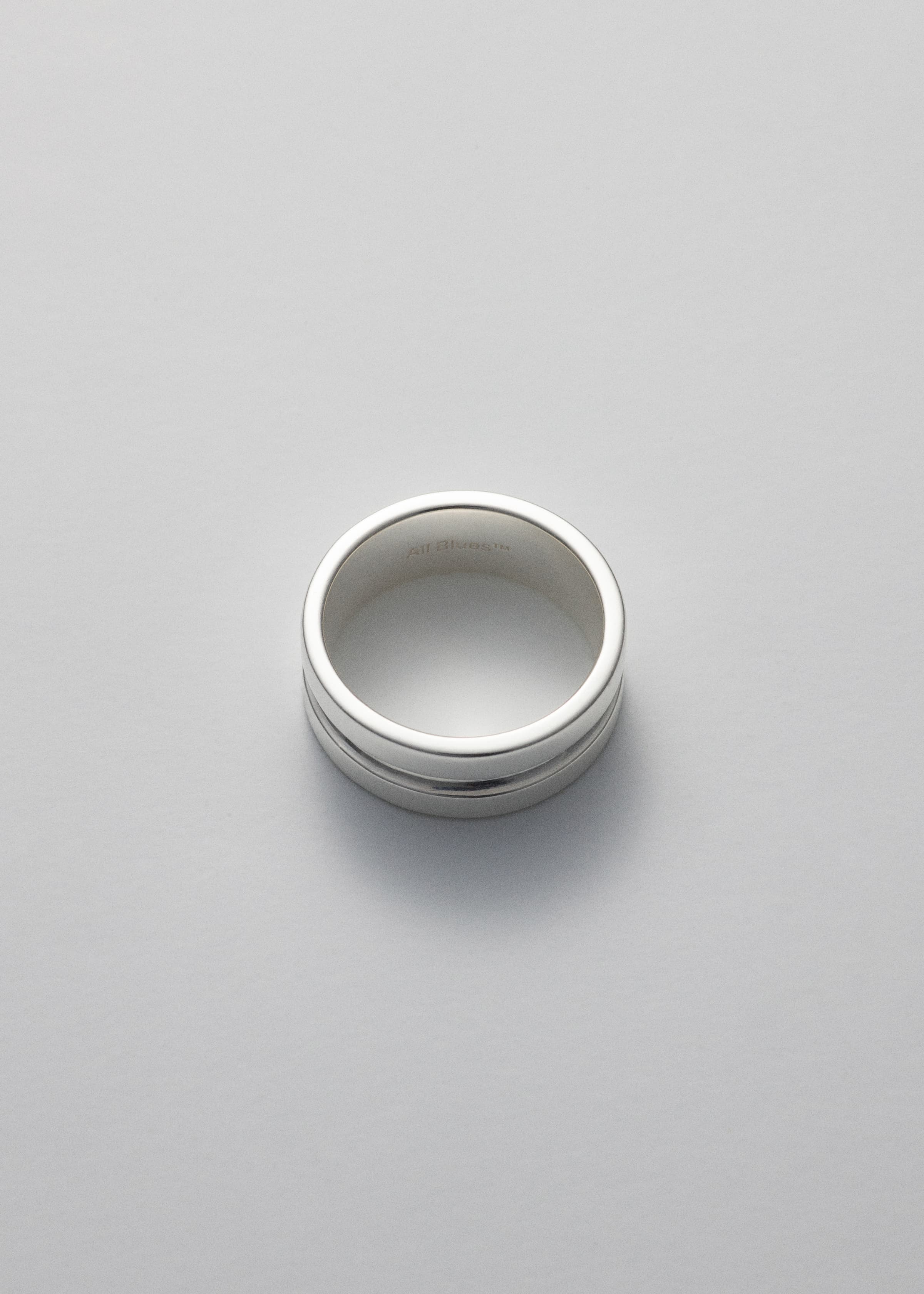 Ring 02